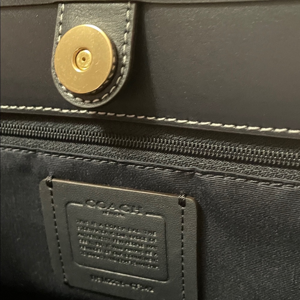 Coach Tote Wallet Bundle - Picture 3 of 11